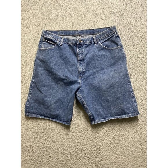 Wrangler Premium Quality Relaxed Fit Blue Denim Jean Shorts Men's Size 42 - Picture 1 of 6